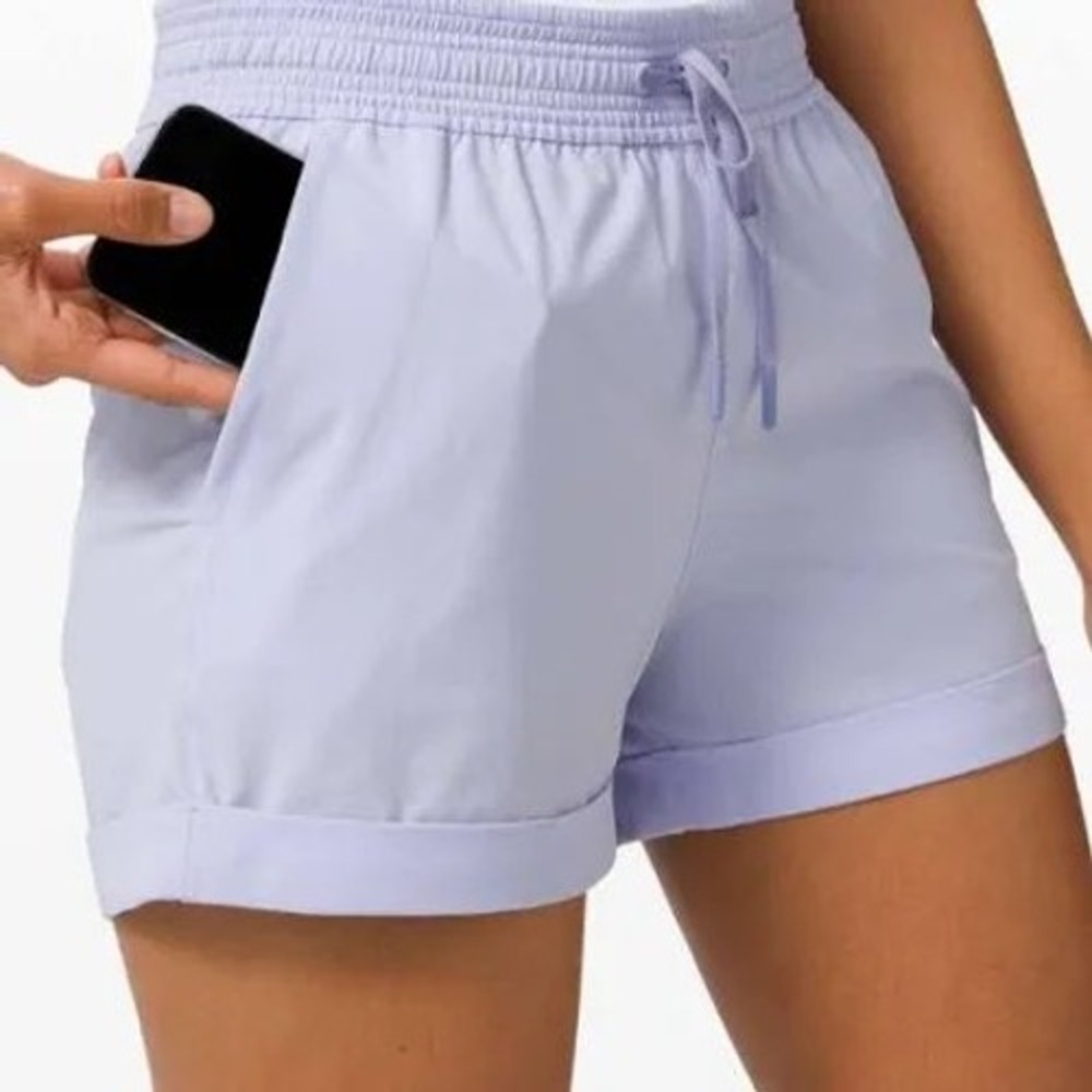 Lululemon Spring Break Away Shorts Serene Blue 6 Hiking Gym Workout Running